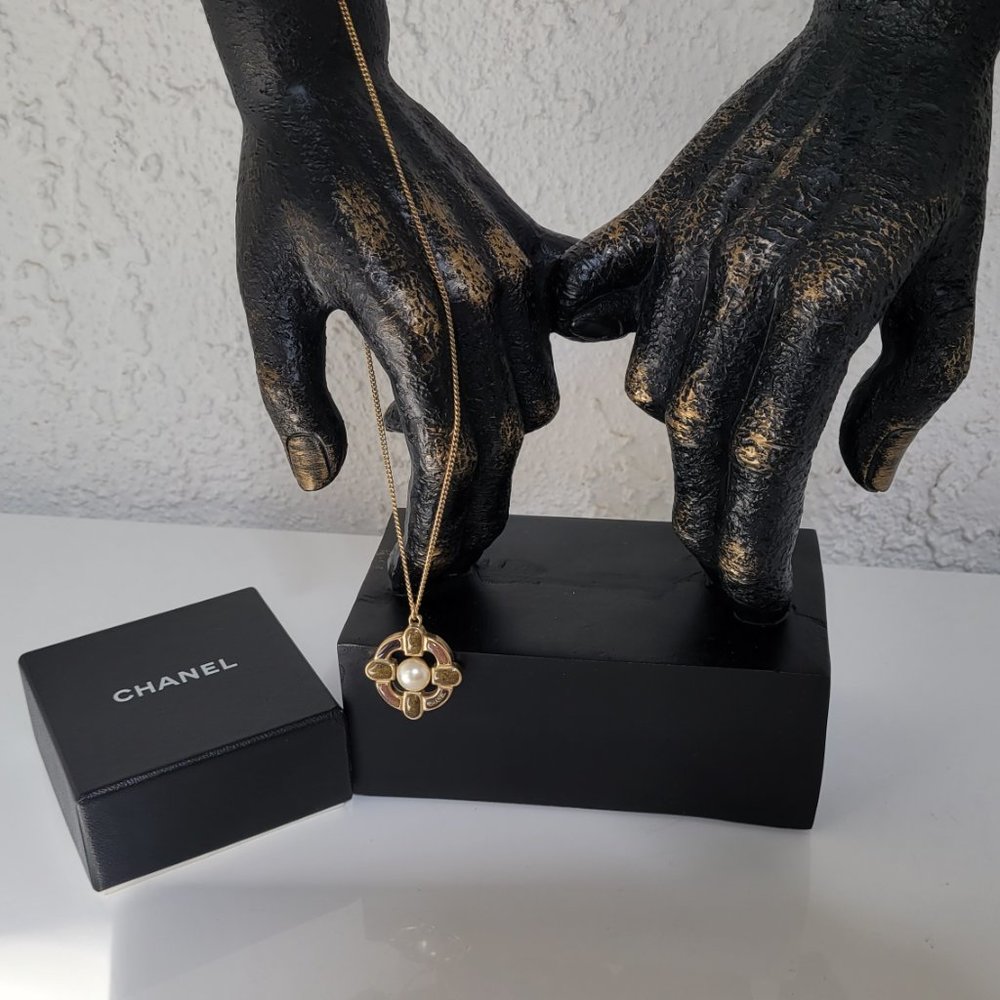 CHANEL Gripoix Pearl Jewelry Chain Pendant Gold Necklace